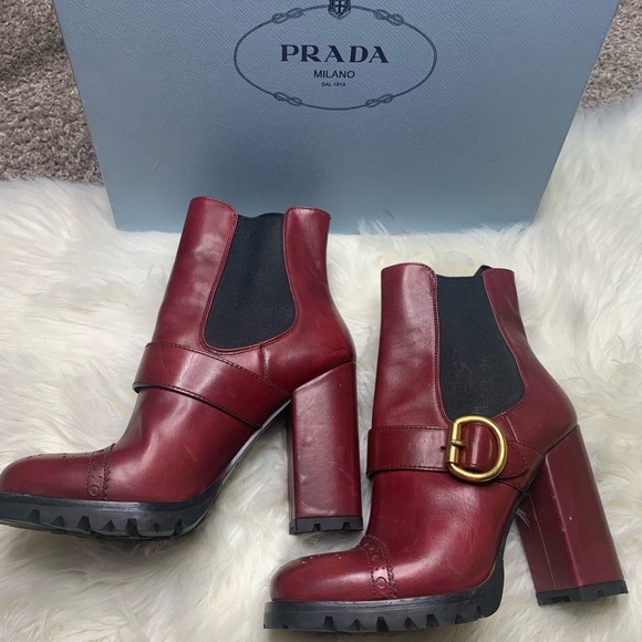 Prada Chealsea Boot - Picture 2 of 4